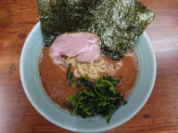 「ラーメン＋サービスライス￥650」@横浜ラーメン 武蔵家 成増店の写真