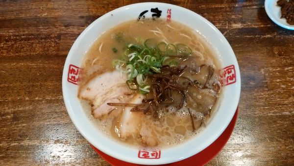 「本白味¥680+替玉¥100-」@信州麺屋 きまはち商店の写真