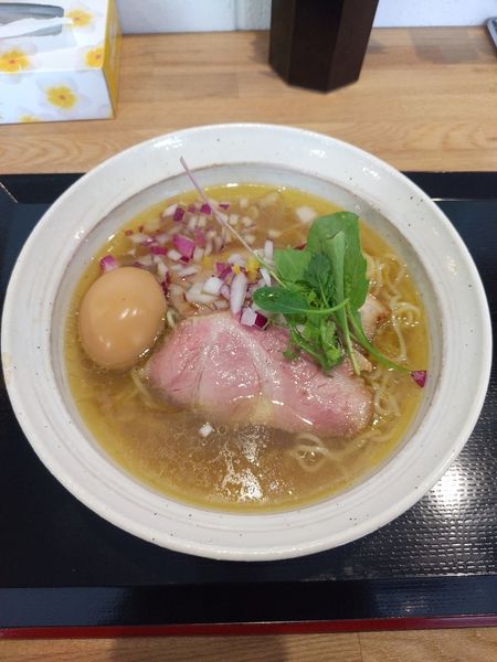 「味玉鶏そば 白 ﾒﾝﾏ抜き」@境逸品 鶏そば 山田屋の写真