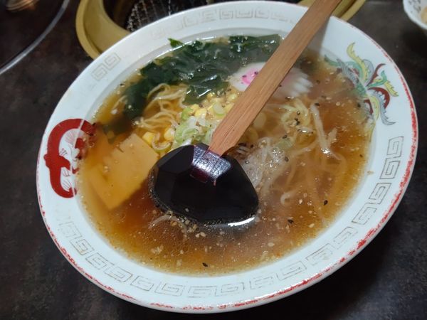 「ラーメン(並盛)495円」@栄楽亭の写真