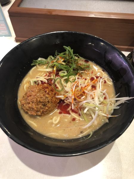 「濃厚冷やし坦々麺」@はま寿司 ポンテポルタ千住店の写真