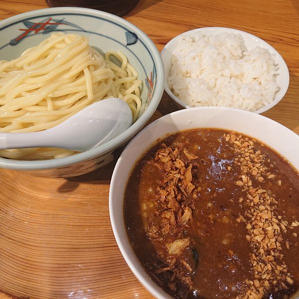 「【限定】カレーつけ麺大盛900円、ライス100円」@麺屋まいどの写真
