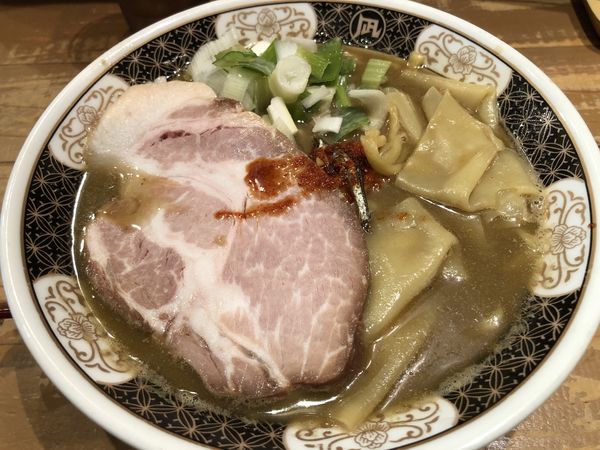 「すごい煮干しラーメン(870円)」@ラーメン凪 下北沢店の写真