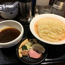 鴨出汁手揉み醤油つけ麺　特盛