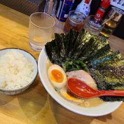 のりたまラーメン+半ライス