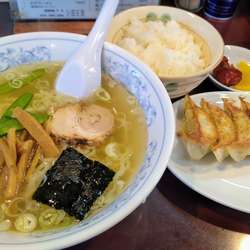 ラーメンセット(塩) 790円