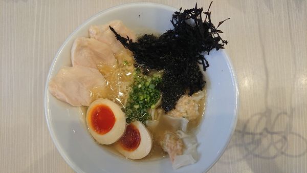 「限定しじみ塩中華そば 900円」@人生夢路 徳麺の写真