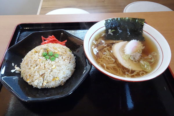 「ランチA(チャーハン+半ラーメン)」@浜一番の写真