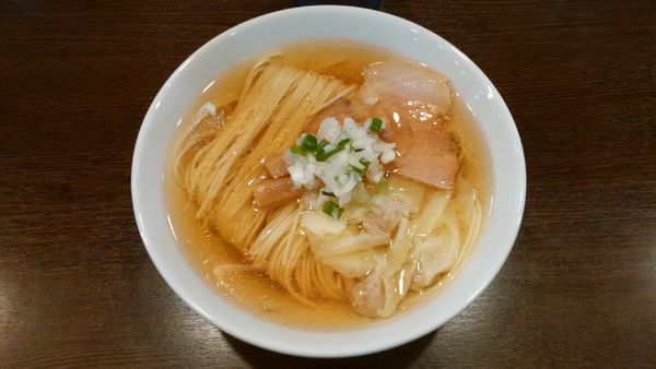 「ワンタン塩そば¥950-」@中華そばイデタの写真