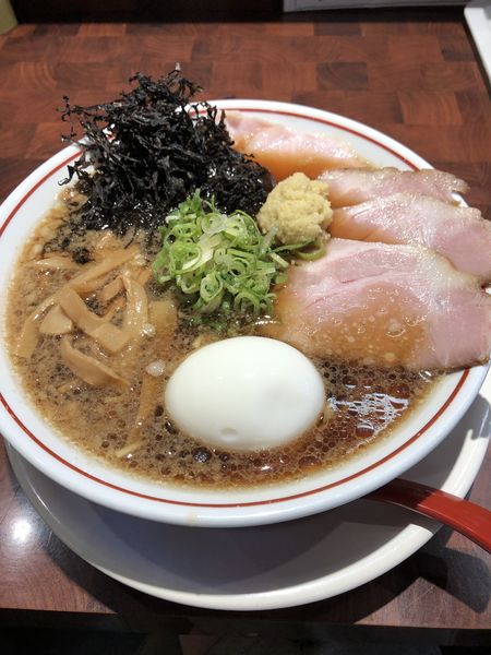 「特製背脂生姜醤油ラーメン」@生姜醤油専門 我武者羅 代々木店の写真
