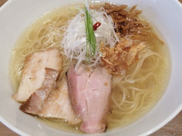 「しおらぁ麺¥880」@らぁ麺や 嶋の写真
