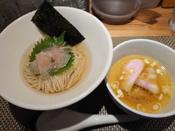 「鯛昆布水つけ麺」@生粋 花のれんの写真