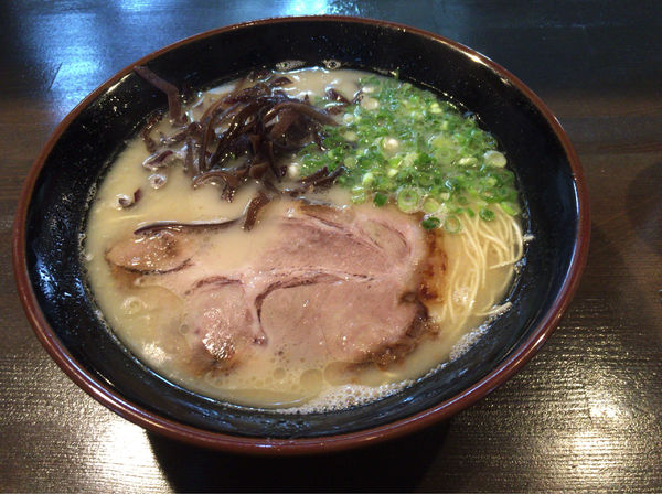 「博多ラーメン」@博多らーめん 麺屋 小鉄 日立店の写真