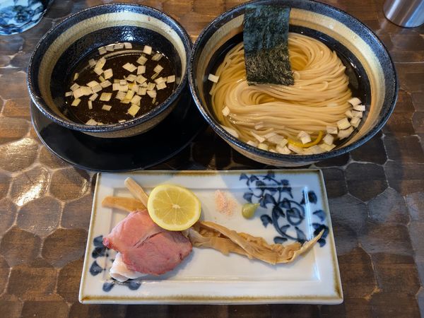 「【限定】昆布水醤油つけ蕎麦 ＋α」@特級鶏蕎麦 龍介の写真