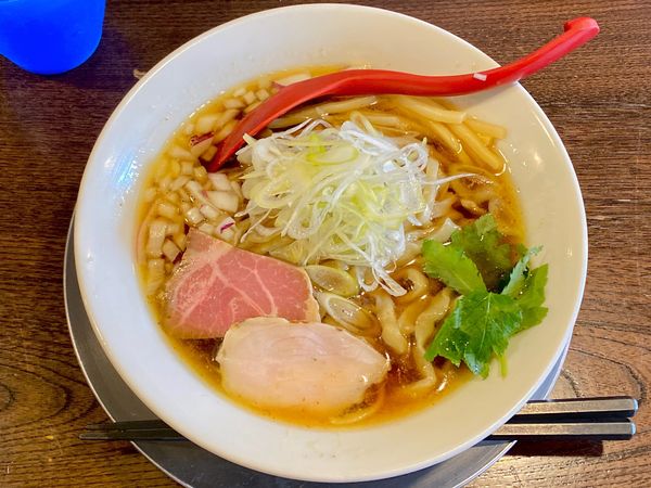 「手打中華そば」@立ち呑み居酒屋 金町製麺の写真