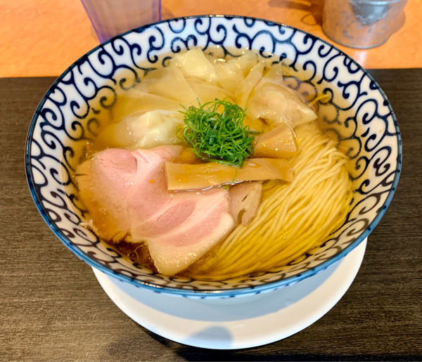 「塩煮干ワンタン中華そば」@柴崎亭の写真