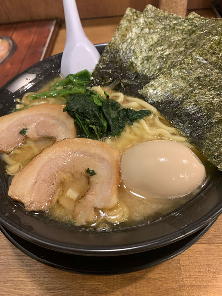 「醤油とんこつラーメンSP」@横浜家系ラーメン 武骨家 錦店の写真