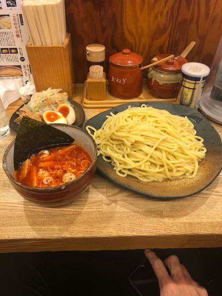 「辛味つけ麺特盛＋辛味MAX」@つけ麺屋 やすべえ 新宿店の写真