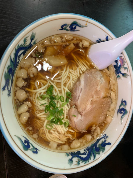「ラーメン大盛り750円」@萬来軒の写真