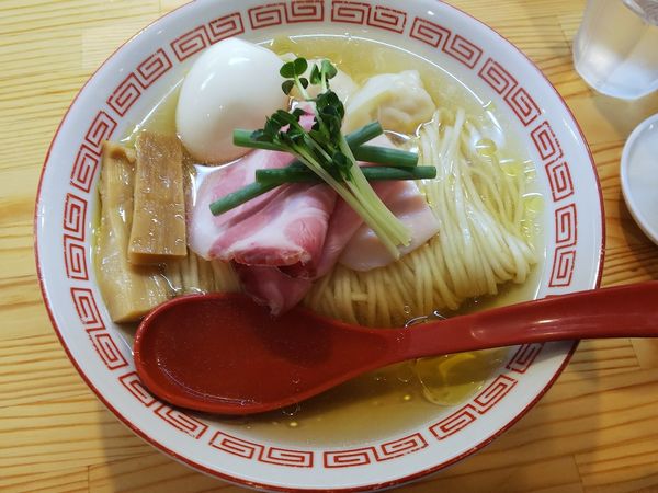 「（松）特級中華そば　950円」@自家製麺 くろ松の写真