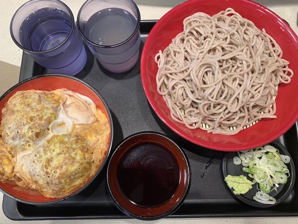 「ミニひれかつ丼セット 580円」@名代 富士そば 秋津店の写真
