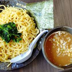 濃厚つけ麺800円(麺大盛り無料)