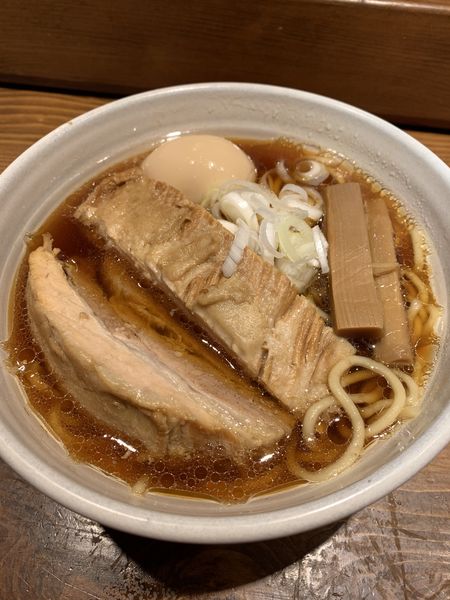 「らーめん 原点 990円　煮玉子 55円」@人類みな麺類 東京本店の写真