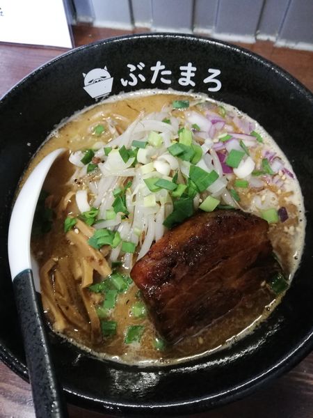 「味噌らーめん」@らーめんぶたまろの写真