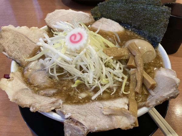 「背脂生姜醤油　カツオ　特製」@新潟長岡 生姜醤油らーめん みずさわ 岩槻店の写真