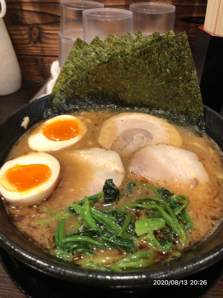 「黒ニンニクまー油3点トッピング」@らーめん 青木商店の写真