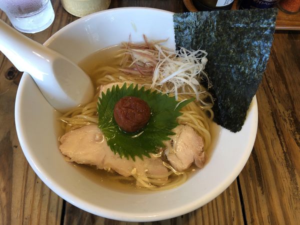 「限定・冷たい昆布の塩らーめん」@昆布の塩らー麺専門店 MANNISHの写真