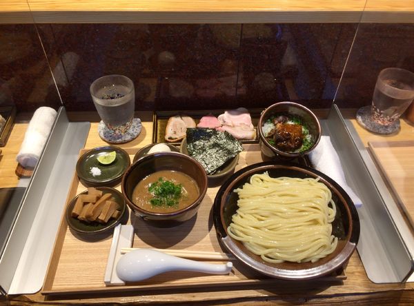 「つけめん並+全部乗せ  他」@中華蕎麦 とみ田の写真