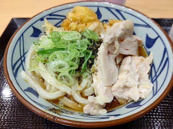 「ねぎだれぶっかけうどん(並盛)670円」@丸亀製麺 イーサイト高崎店の写真