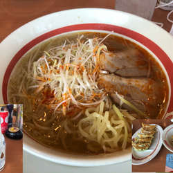 ネギラーメン550円、チャーハンセット540円