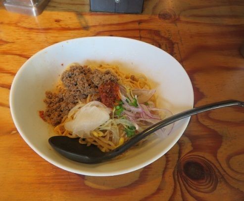 「牛挽肉のビビン冷麺     ～味付ニンニク醤添え～880円」@麺場 浜虎 横浜店の写真