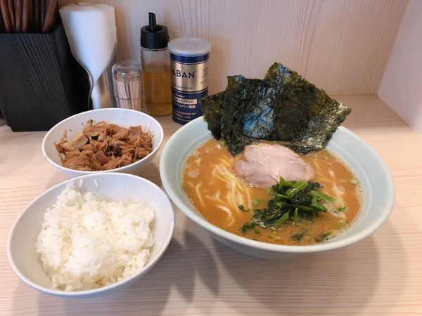 「らーめん＋ほぐし焼豚」@家系 武の極みの写真