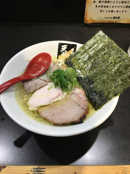 「鶏塩採麺」@超純水採麺 天国屋の写真