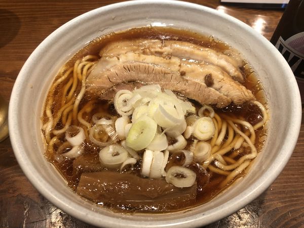 「原点+箕面ビールヴァイツェン（990＋500円）」@人類みな麺類 東京本店の写真