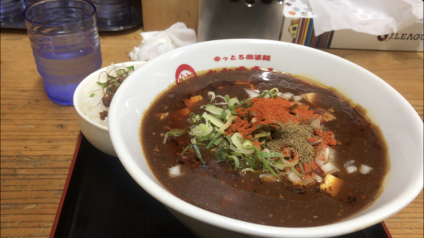 「辛っとろ麻婆麺追い飯セット」@辛っとろ麻婆麺 あかずきんの写真