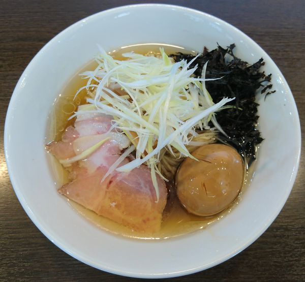 「冷やし塩そば＋味玉」@中華そばイデタの写真