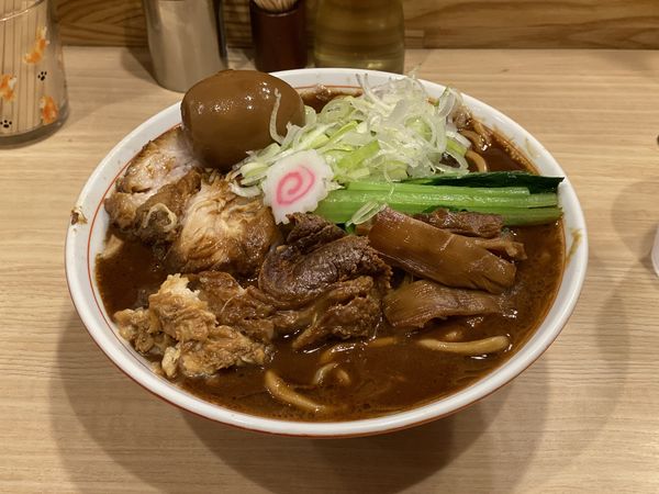 「六等星こってりDX」@麺や 六等星の写真