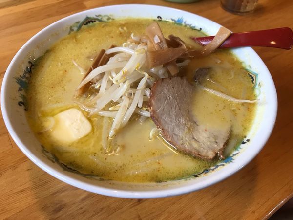「味噌カレー牛乳ラーメン」@札幌館の写真