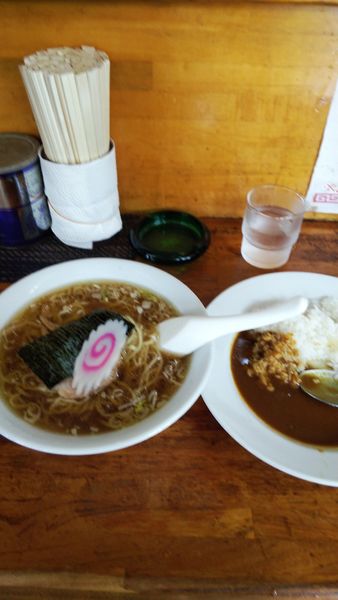 「ラーメン+半カレー　¥700-」@らーめん亜呂摩 堀切店の写真