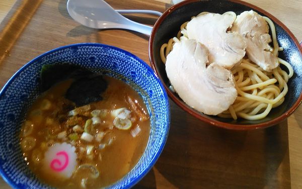「つけ麺+チャーシュー」@白楽 栗山製麺 三井アウトレットパーク 横浜ベイサイド店の写真