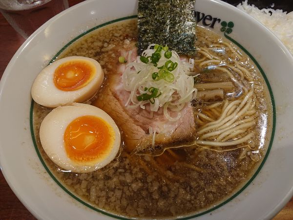 「煮玉子ニボらぁめん(こってり)900円小ごはんセット370円」@らあめんCloverの写真