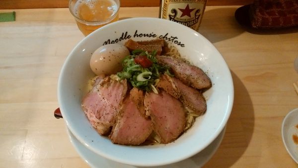 「油そば+チャーシュー+煮玉子¥1090+赤星¥600-」@麺庵ちとせの写真