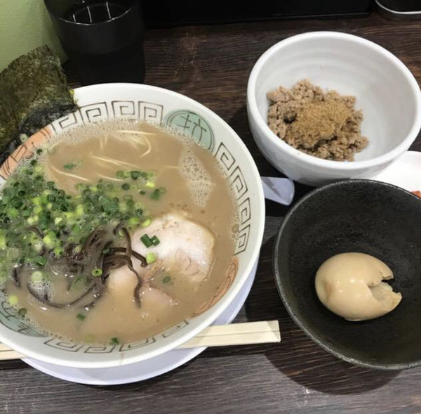 「ら〜めん」@博多長浜らーめん 楓神の写真