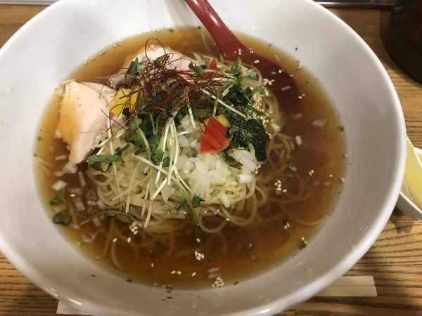 「冷やしラーメン（大盛）¥950」@スミレ食堂の写真