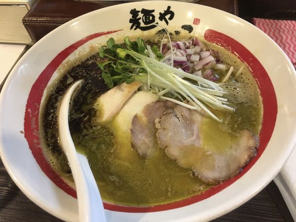 「濃厚牡蠣そば」@麺や でこの写真