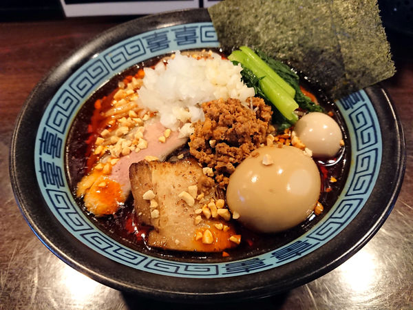 「特製にぼたん」@志奈そば 田なか 明神下店の写真